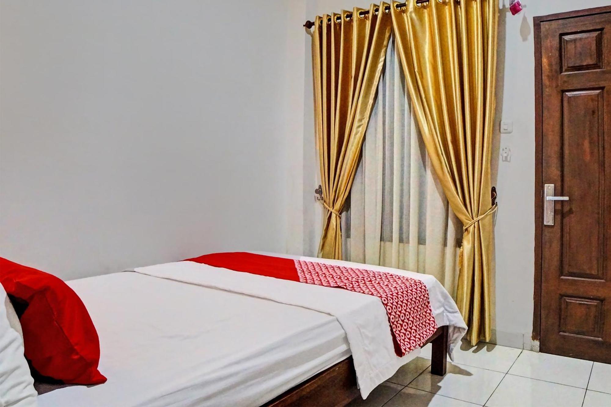 Oyo 92638 Jr Residence Syariah 메단 외부 사진