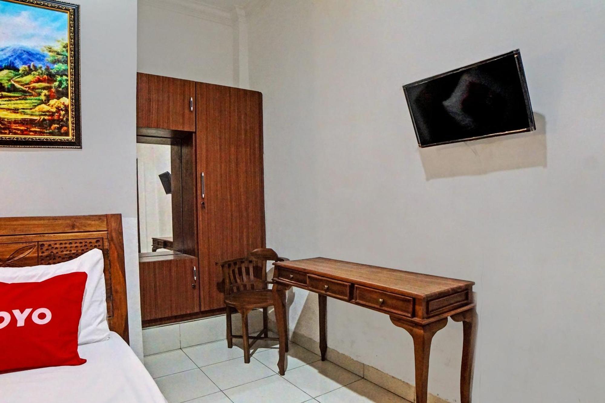 Oyo 92638 Jr Residence Syariah 메단 외부 사진